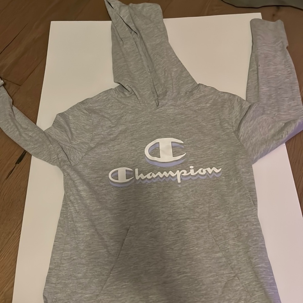 Champion long sleeve shirt with hood